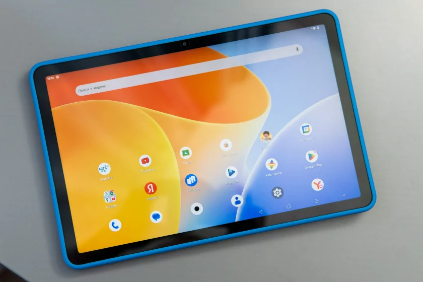 Недорогой планшет с большим экраном для игр и учёбы: обзор Infinix XPAD 30E — Дизайн. 1