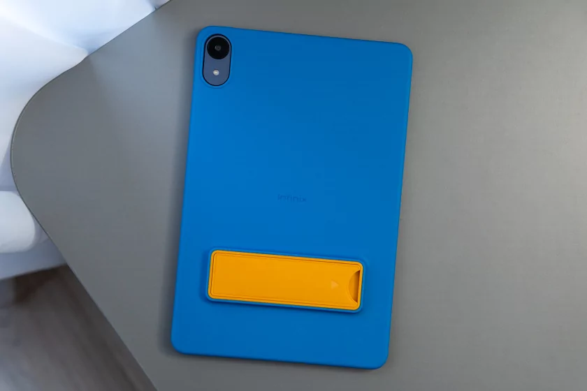 Недорогой планшет с большим экраном для игр и учёбы: обзор Infinix XPAD 30E — Дизайн. 2