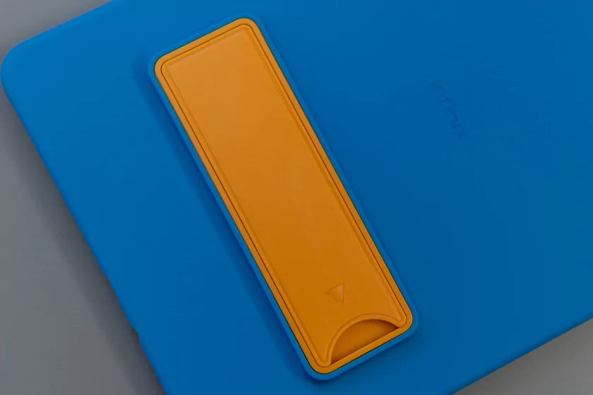 Недорогой планшет с большим экраном для игр и учёбы: обзор Infinix XPAD 30E — Дизайн. 6