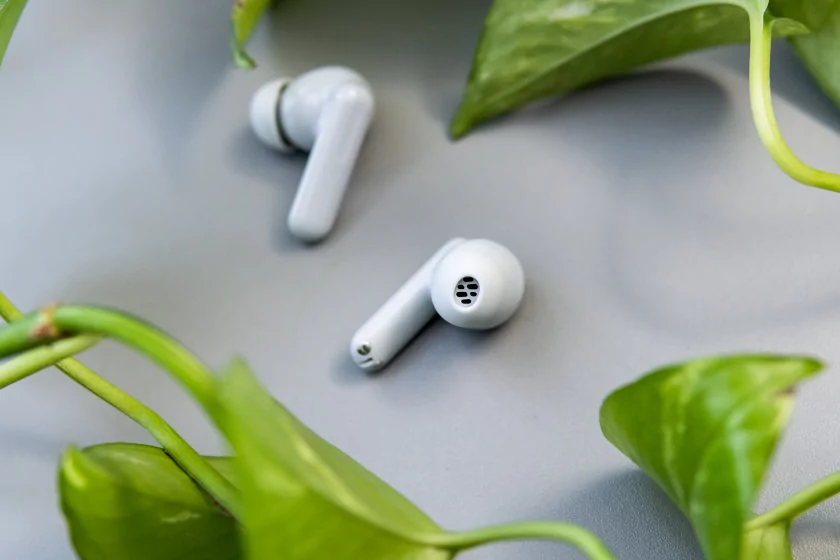 13 часов на одном заряде: обзор невероятно живучих TWS-наушников OnePlus Nord Buds 4 Pro — Дизайн корпуса. 5