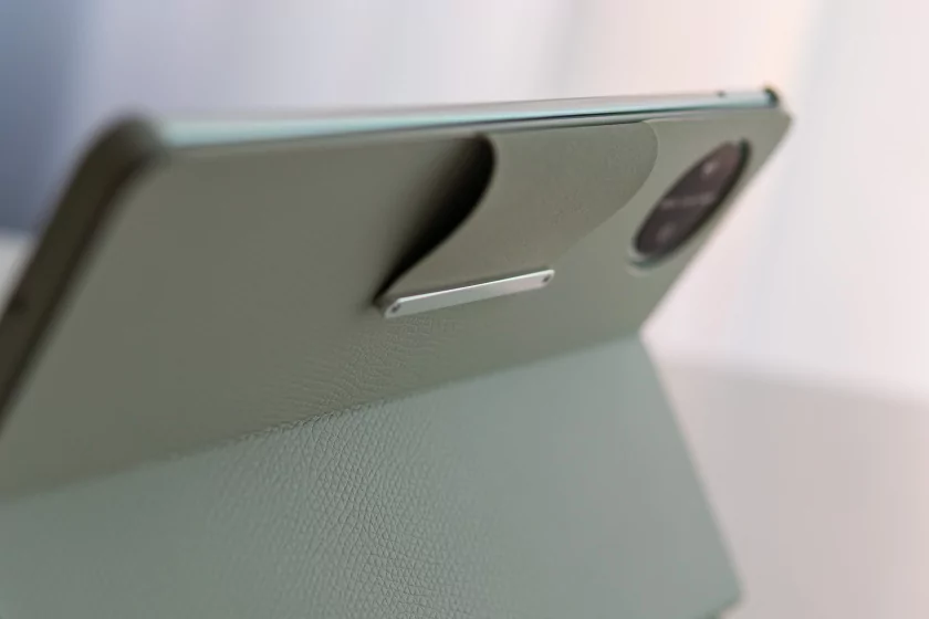 Планшет весом с телефон. Обзор HUAWEI MatePad Mini — настоящего флагмана в карманном формате — Чехол-книжка Folio Cover. 4