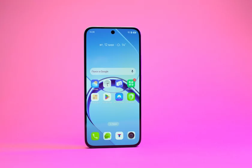 Зачем смартфону зеркало на задней крышке? Обзор realme 16 5G — Дизайн. 1