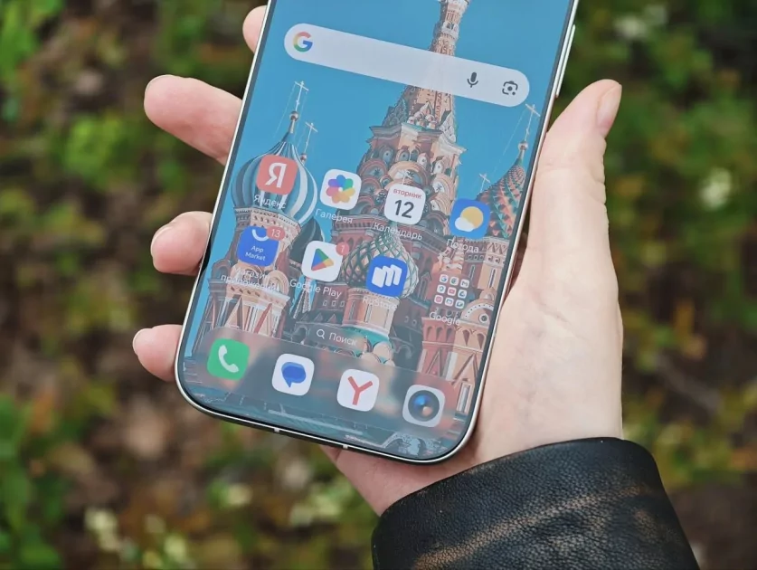 Стало известно, когда смартфоны HONOR с самыми тонкими рамками в мире появятся в России
