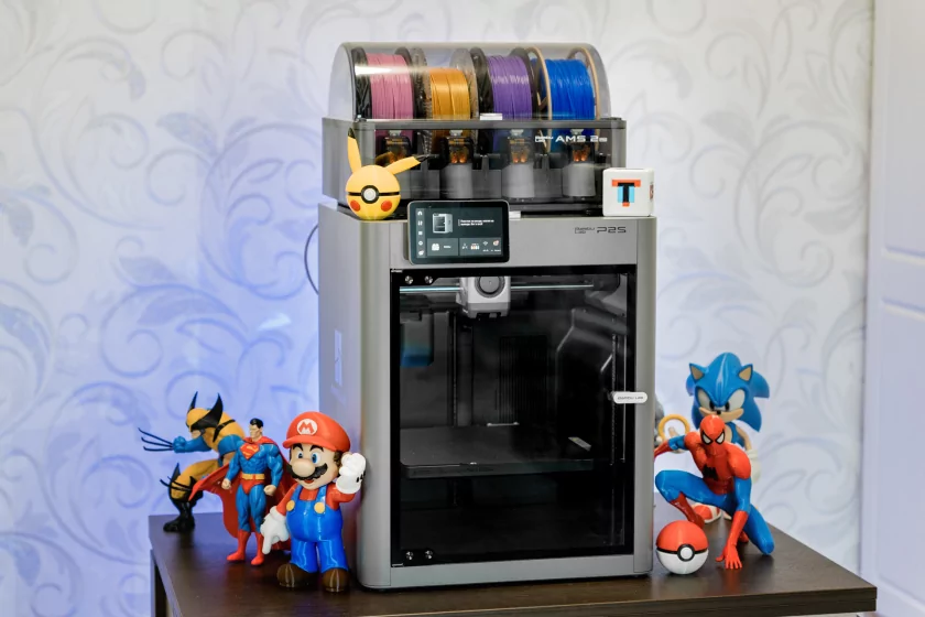 Я попробовал 3D-печать для ленивых. Обзор Bambu Lab P2S Combo, где многое делается автоматически