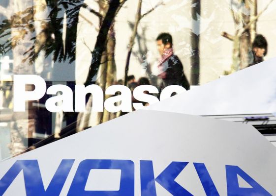 Nokia купила часть Panasonic, ищет новых сотрудников и устроила протест против Microsoft