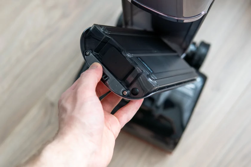 Не просто пылесос, а паровая клининговая станция на колесиках: обзор Dreame H16 Pro Steam — Дизайн. 2