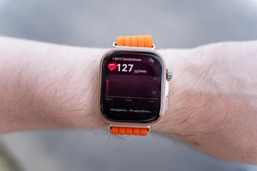 Мини-тренировки, кроссовый бег и кремний в батарее: обзор HUAWEI WATCH FIT 5 Pro