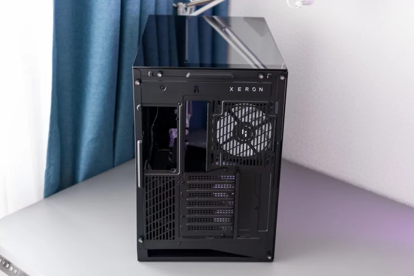 Этот ПК-корпус действительно похож на аквариум. Обзор необычного GameMax NEX C56 VC — Дизайн корпуса. 7