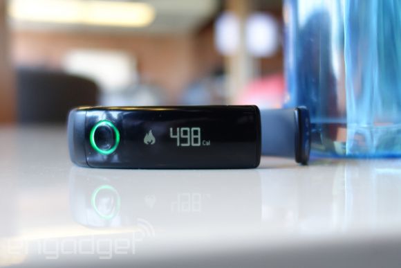 Обзор нового фитнесс гаджета от LG или что это вообще такое, я не знаю