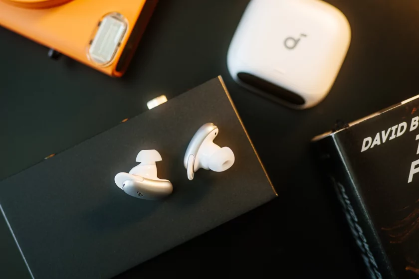 Встроенный ИИ-чип и лучшее качество голосовых вызовов: обзор soundcore Liberty 5 Pro