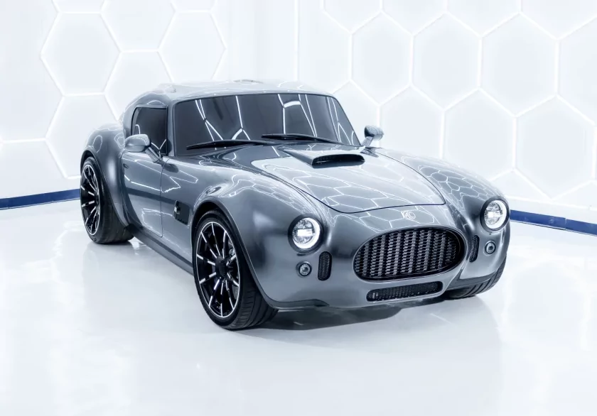 Представлен Cobra GT Coupe — брутальный и свирепый автомобиль от старейшей автокомпании