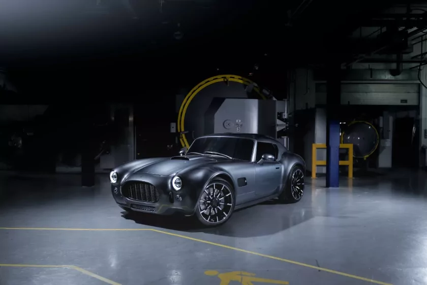 Представлен Cobra GT Coupe — брутальный и свирепый автомобиль от старейшей автокомпании