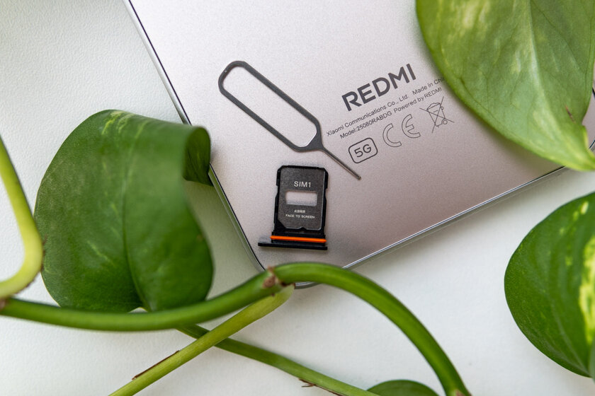 Формула успеха от REDMI: обзор сбалансированного Note 15 Pro 5G — Дизайн. 5