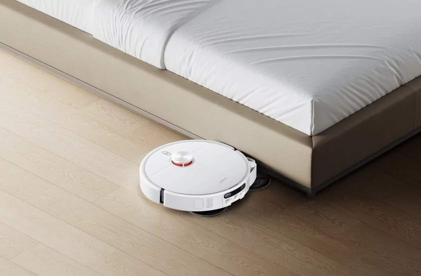 В России появились новые телевизоры Xiaomi TV S mini-LED и робот-пылесос Xiaomi Robot Vacuum H50 Pro