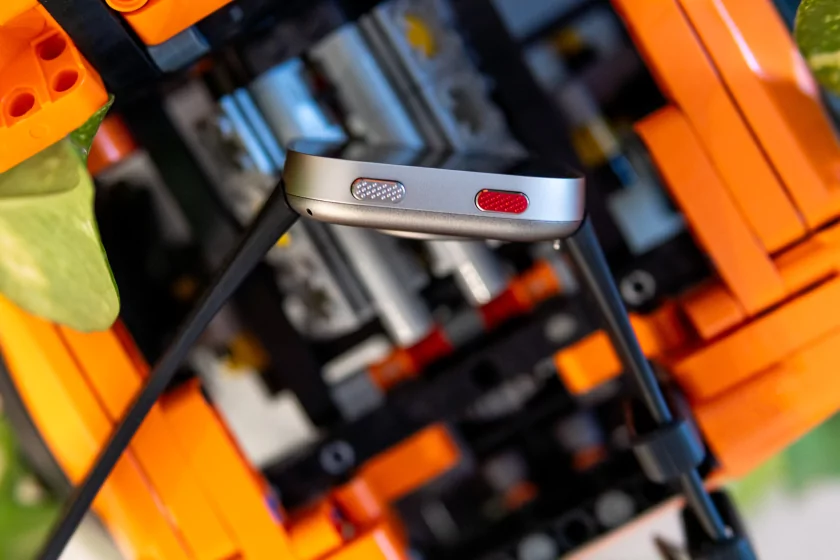 Отвечать на сообщения, бегать с GPS и не жить у розетки: обзор Amazfit Bip Max — Дизайн. 1