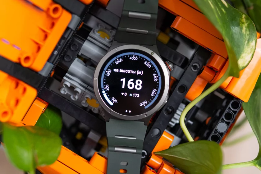 Максимум функций без оверпрайса: обзор OnePlus Watch 4 с двумя процессорами и сапфировым стеклом — Экран. 2