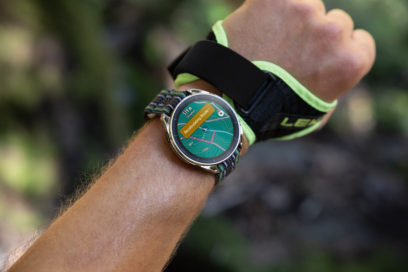 Amazfit представила в России умные часы Cheetah 2 Ultra для марафонцев и не только