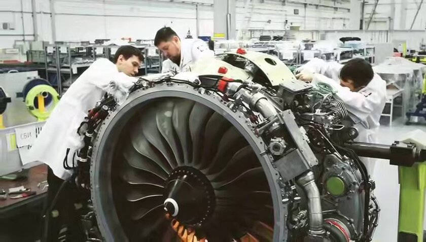 Стартовало производство первых серийных авиадвигателей ПД-8 для российского «Суперджета»