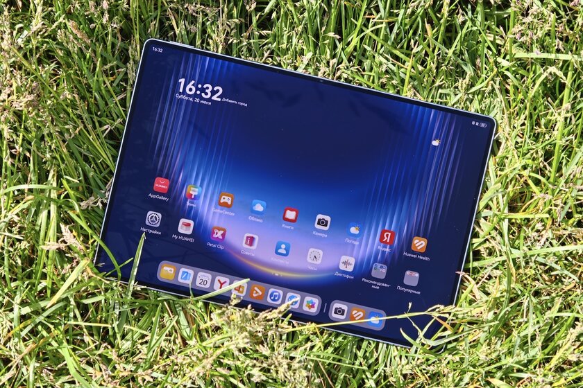 Превращается в ноутбук и отлично снимает: обзор планшета HUAWEI MatePad Pro Max — Дизайн корпуса. 4