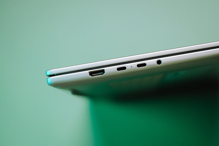 Прочный ноутбук с внушительным временем автономной работы: обзор HONOR MagicBook 16 2026 — Дизайн корпуса. 3