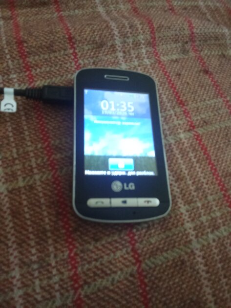 Нашел старый телефон lg-t315i