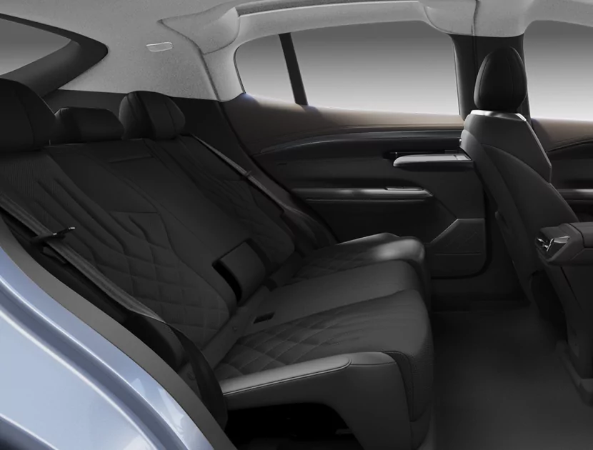 Премиальный GAC Hyptec HT выходит в России: заряд за 23 минуты и 510 км на электротяге
