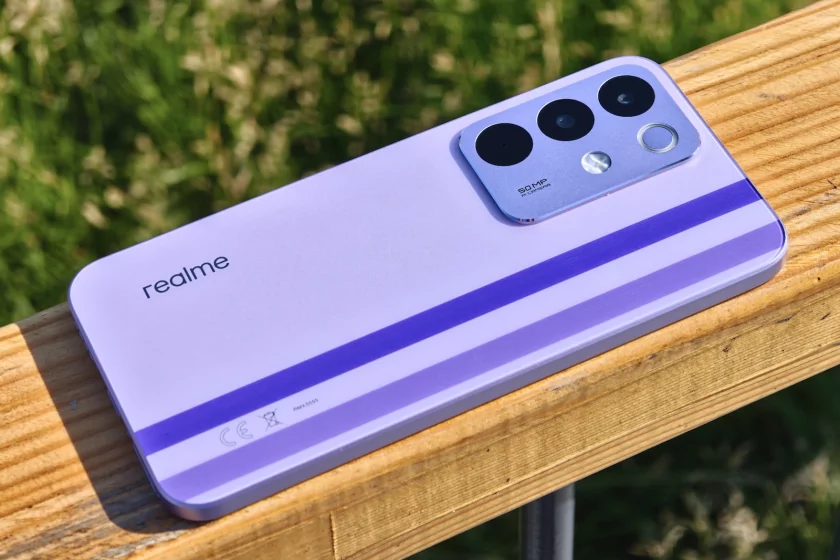 Выносливый, яркий и по разумной цене: обзор realme P4