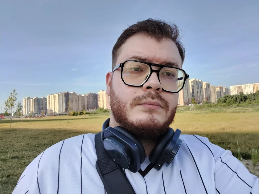 Выносливый, яркий и по разумной цене: обзор realme P4 — Качество снимков. 34