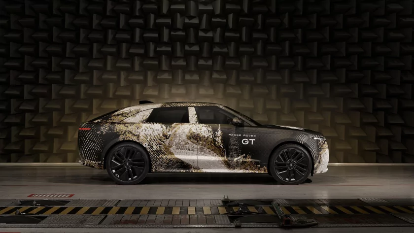 Range Rover анонсировал свой первый электромобиль и новую модель за долгие годы