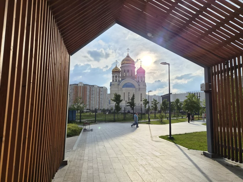 Приличное время автономной работы, отличная камера и не только: обзор Samsung Galaxy S26+ — Качество снимков. 7