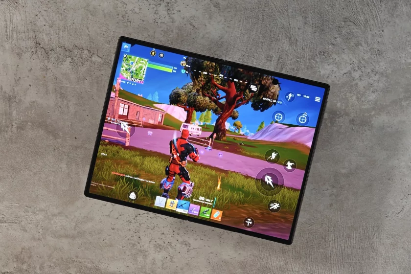 Складной смартфон в совершенно новом форм-факторе: обзор Samsung Galaxy Z Fold8 — Производительность и тесты. 8