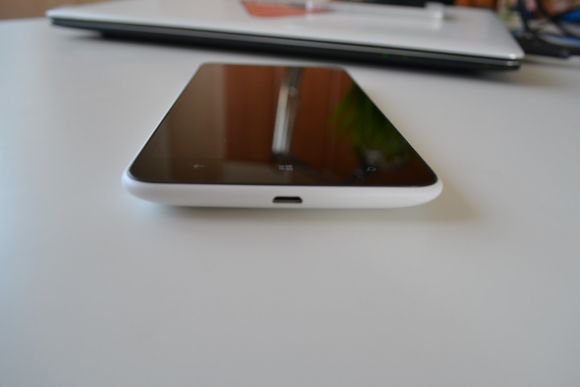 Обзор Nokia Lumia 1320