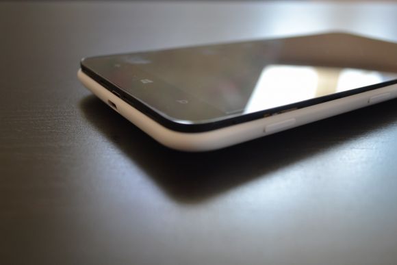 Обзор Nokia Lumia 1320