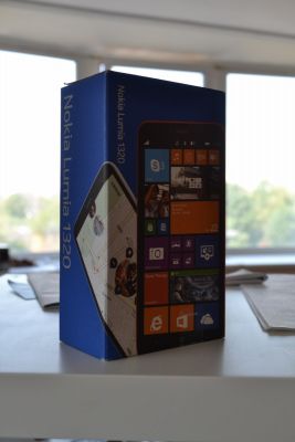 Обзор Nokia Lumia 1320