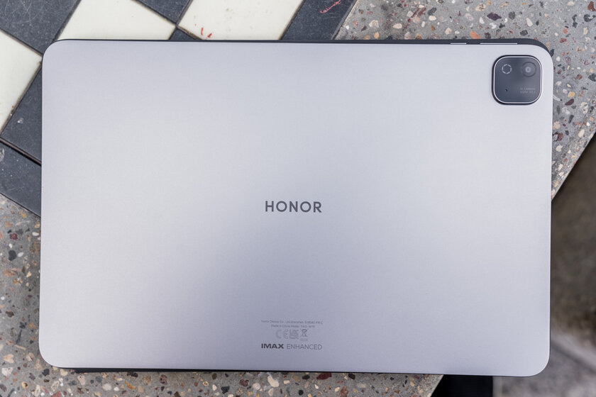 Большая диагональ, приличная автономность и до 18 ГБ ОЗУ: обзор HONOR Pad X9b Max — Дизайн. 3