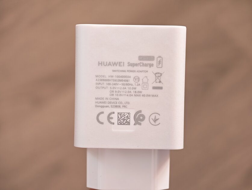 Никаких фейковых камер и глючных датчиков: обзор бюджетного HUAWEI nova Y74