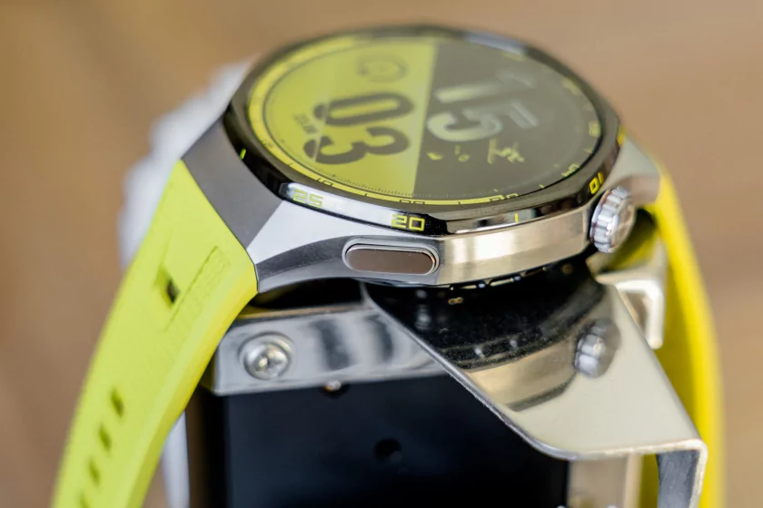 Титан, сапфир и 3 недели без розетки: обзор HUAWEI WATCH GT 7 Pro — Дизайн корпуса. 3