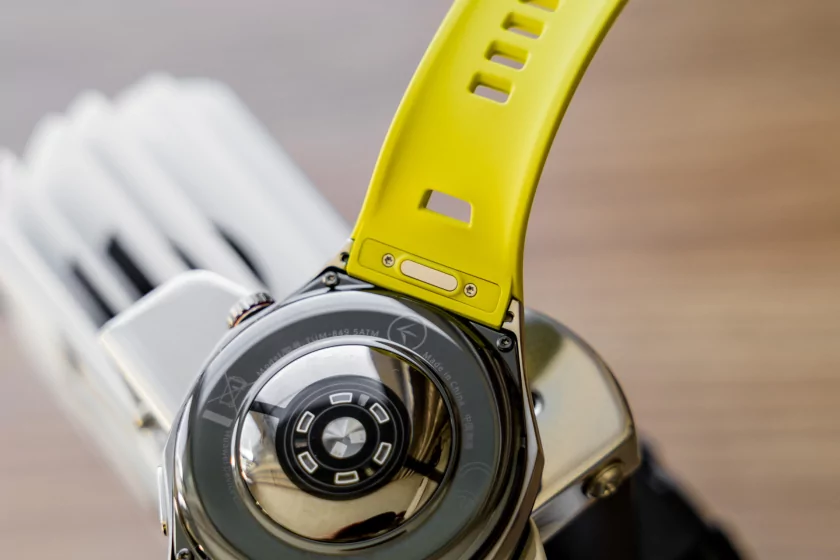 Титан, сапфир и 3 недели без розетки: обзор HUAWEI WATCH GT 7 Pro — Дизайн корпуса. 5