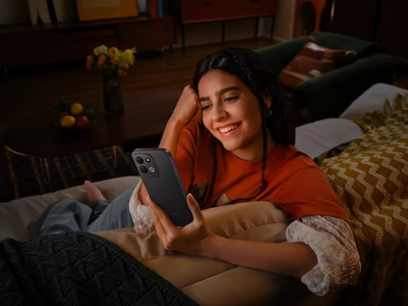 Смартфон REDMI 17 вышел в России с HyperOS 3 и процессором MediaTek Helio G91-Ultra