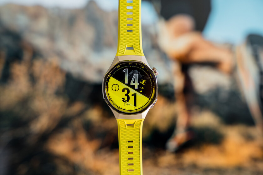 Титан, сапфир и 3 недели без розетки: обзор HUAWEI WATCH GT 7 Pro