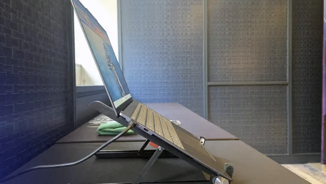 Lenovo ThinkBook AeroBlade: концепт ультратонкого ноутбука без вентиляторов