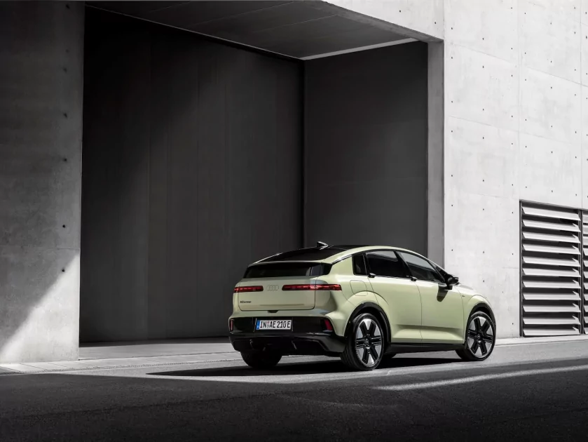Audi представила электрокар A2 e-tron: самое экономичное авто в истории бренда