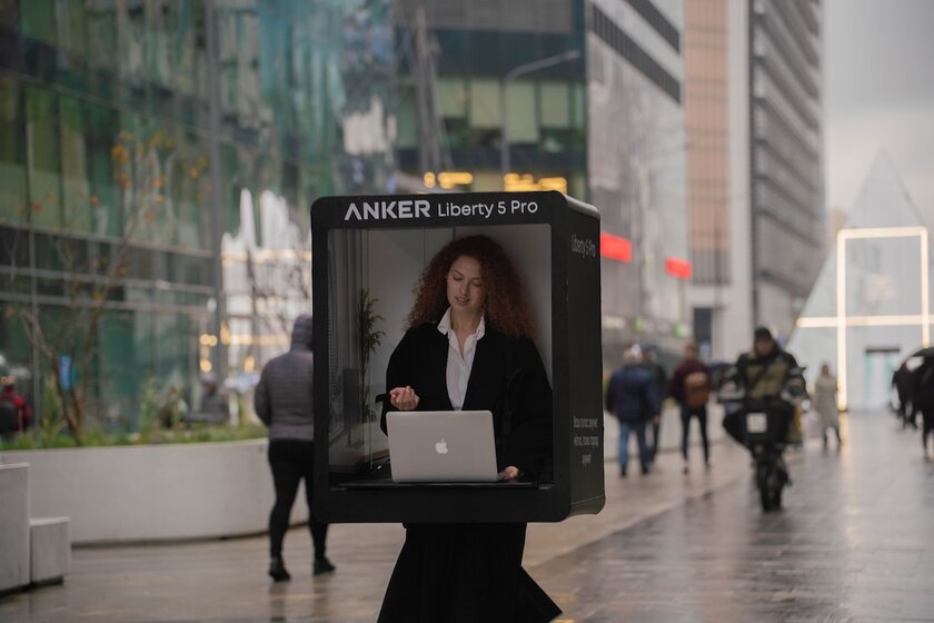 Созвон даже в шумном городе: Anker провела необычную акцию с soundcore Liberty 5 Pro