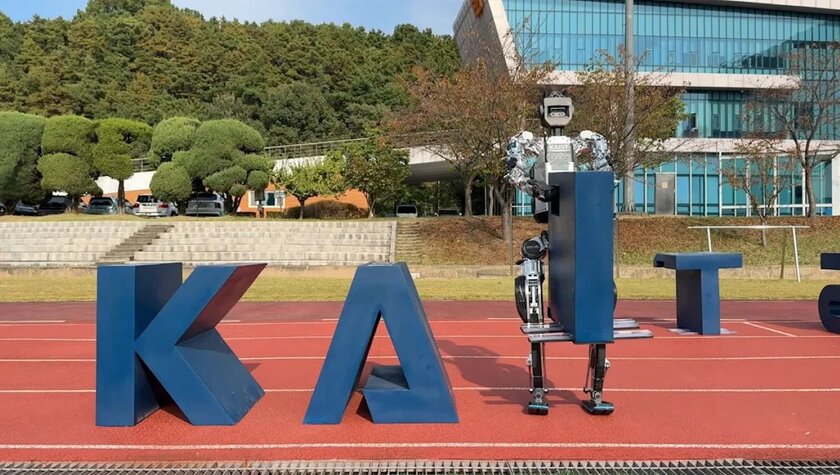 Робот KAIST толкает 35 кг и поднимает 20 кг