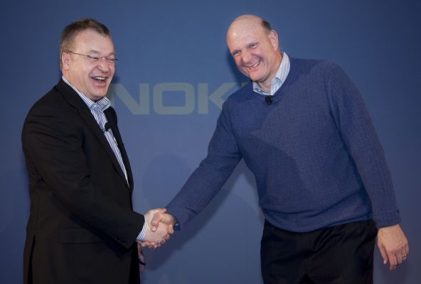 В Финляндии вышла книга «Операция Элоп — Мобильные телефоны от Nokia в последние пять лет»