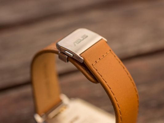 ASUS ZenWatch поступят в продажу в ноябре в крайне ограниченном количестве