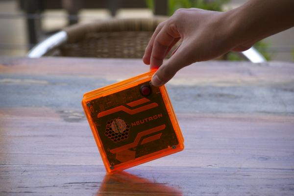 Neutron — проект мини-компьютера с полноценной архитектурой x86 на Kickstarter