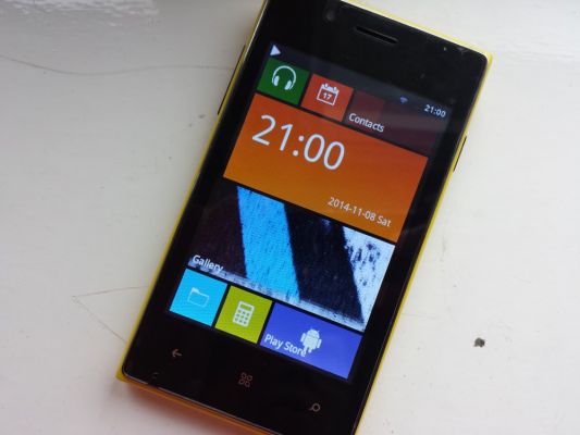 L1020 — китайская копия известного камерафона от Nokia
