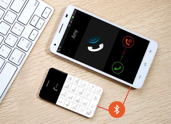 TALKASE - телефон размером с кредитку