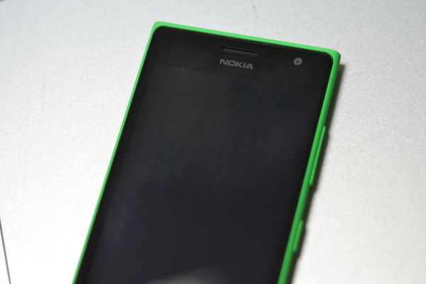 Обзор смартфона Nokia Lumia 730